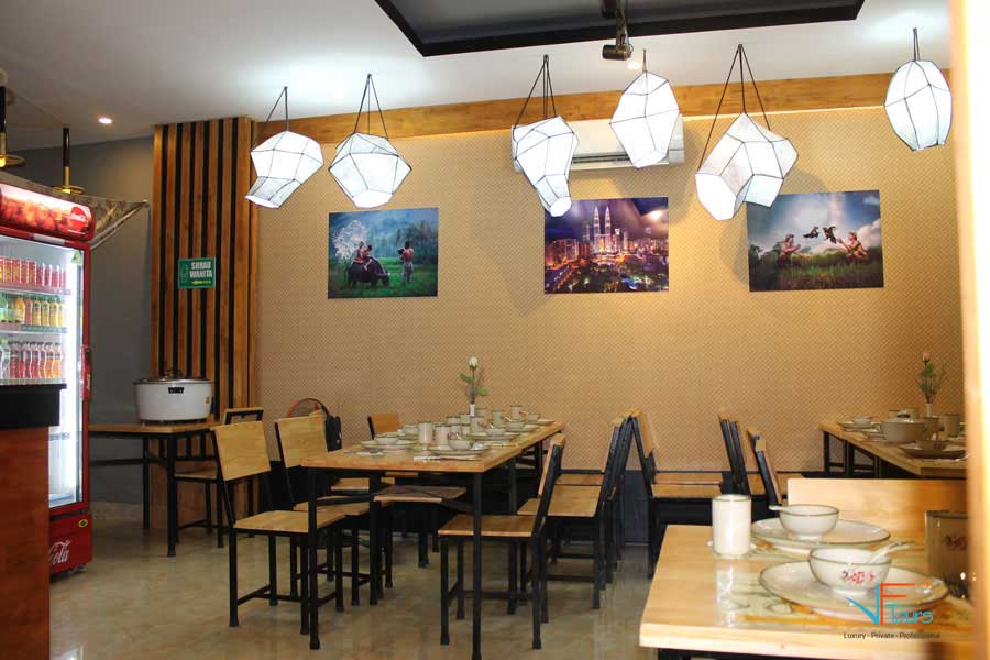 halal-food-restaurant-in-halong-bay, srirembau restaurant