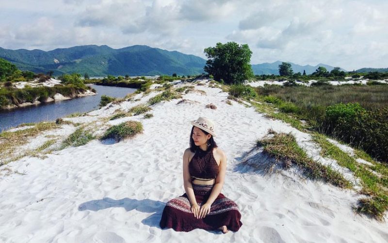 The river with white sand banks