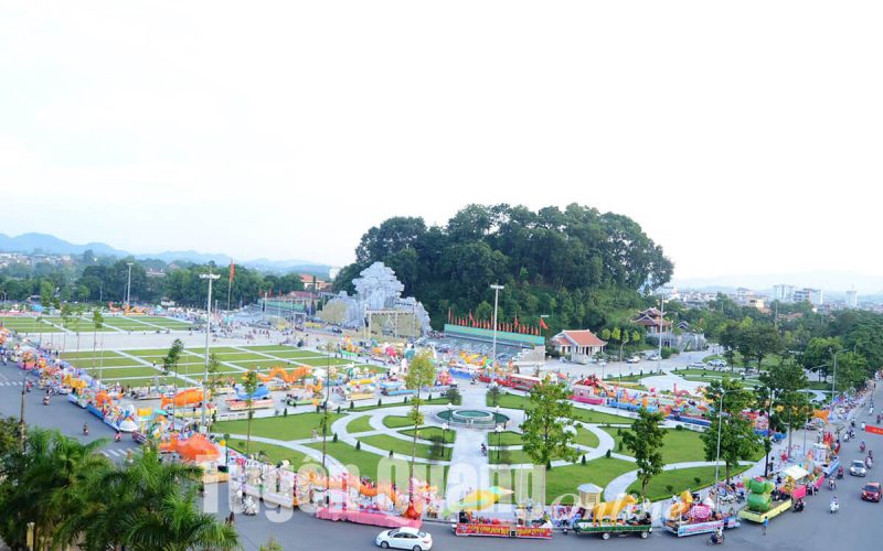 Nguyen Tat Thanh Square