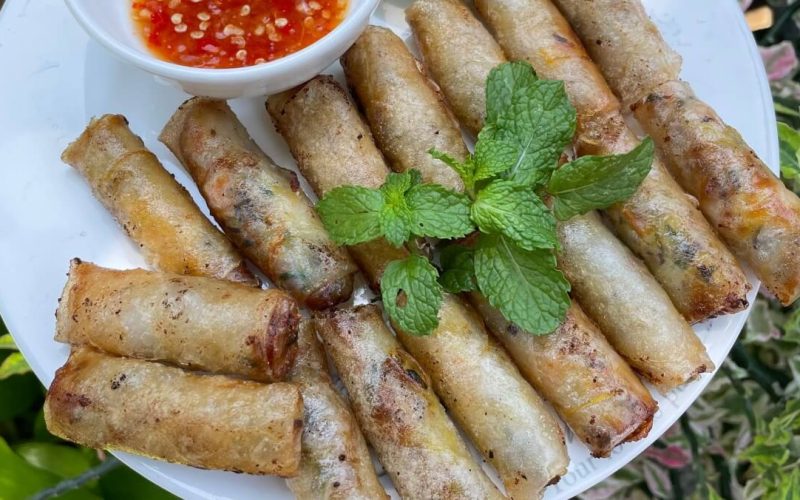 Shrimp spring rolls