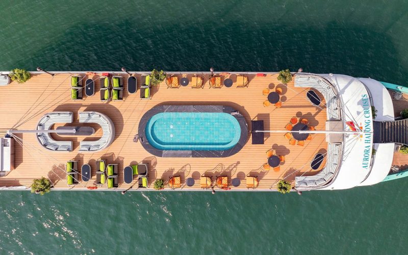 aurora halongbay