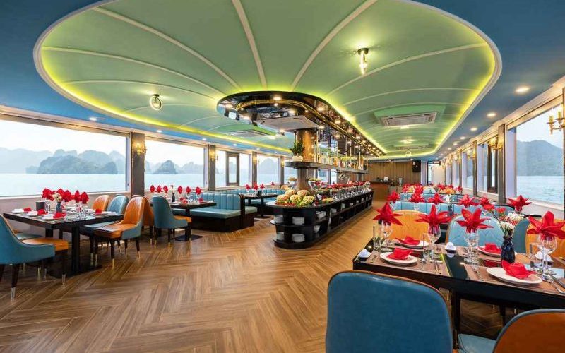 restaurant on aurora halong cruises