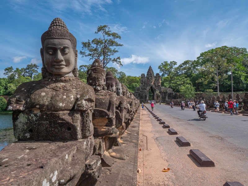 South-Gate-of-Angkor-Thom