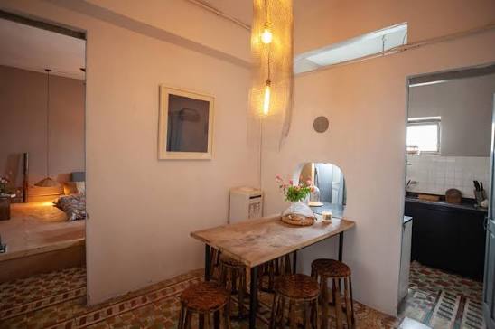 Le Bleu Art House