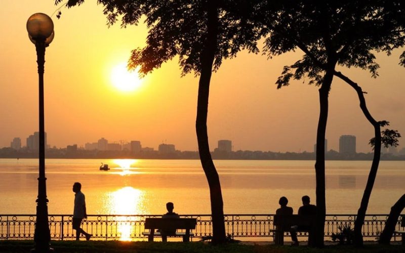 ho tay hanoi