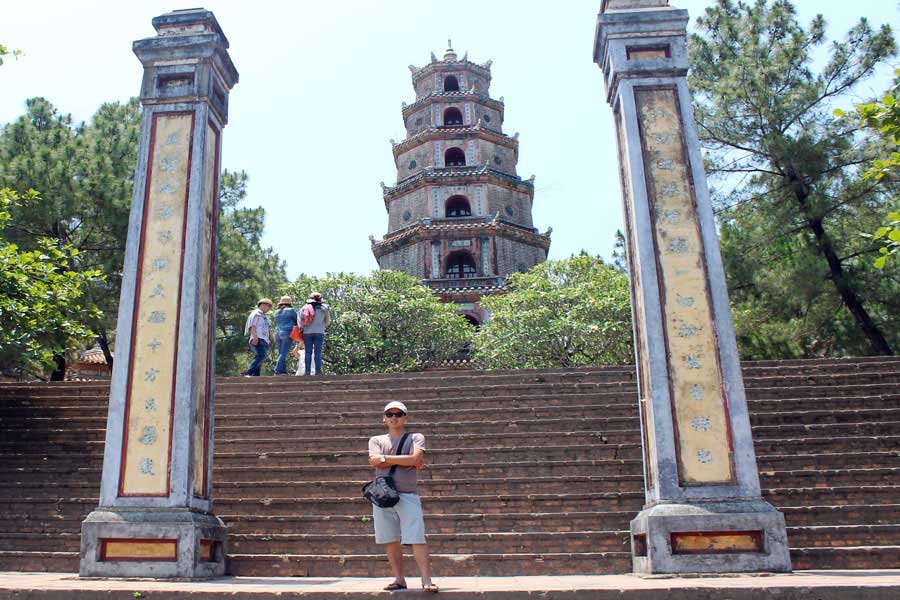 Vietnam tour packages,Halong Cruises Tours, Muslim Tours in Vietnam