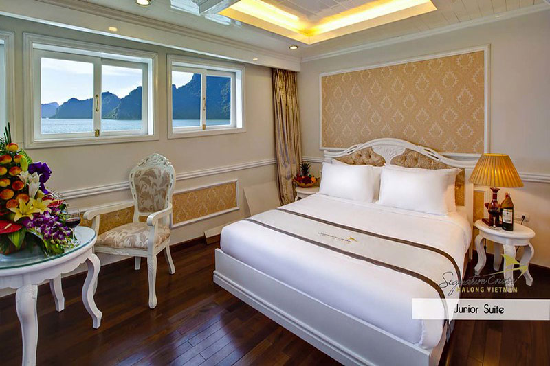 Junior Cabin- Signature Halong Cruise Bai Tu Long Bay 5*, Du Thuyền Signature Halong Cruise 5 Sao-Vietnamhalongbay.com