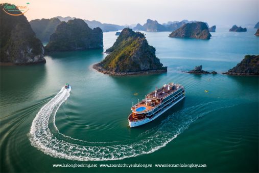 Overview Heritage Cruise Halong Bay, Du Thuyền Heritage Cruise 5 Sao