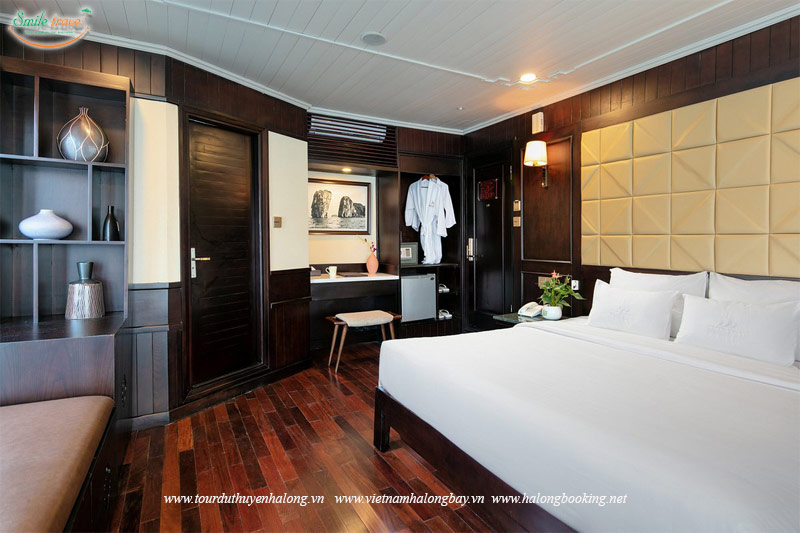 Royal Suite- Pelican Cruises, Pelican Classic Cruise Halong Bay 4*