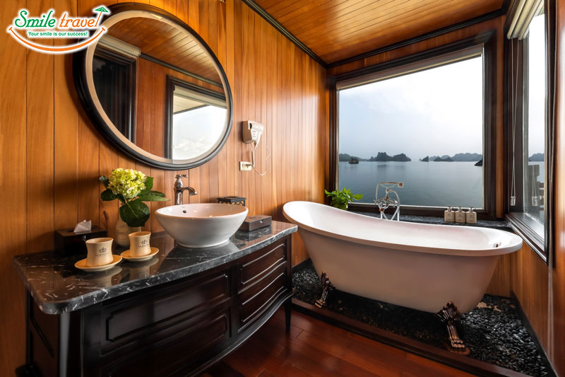 Bathroom Princess Suite Triple La Regina Legend Cruise Smiletravel Halongbay