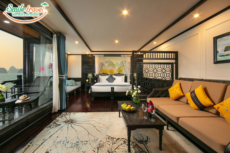 Junior-Suite-La-Regina-Grand-Smiletravel-Halongbay