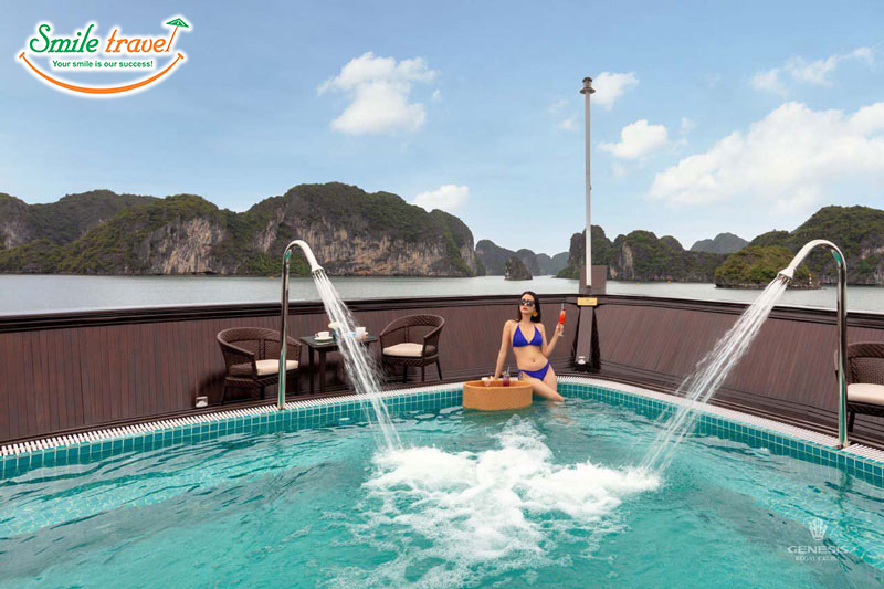 Jacuzzi Genesis Regal Cruise Smiletravel Halongbay