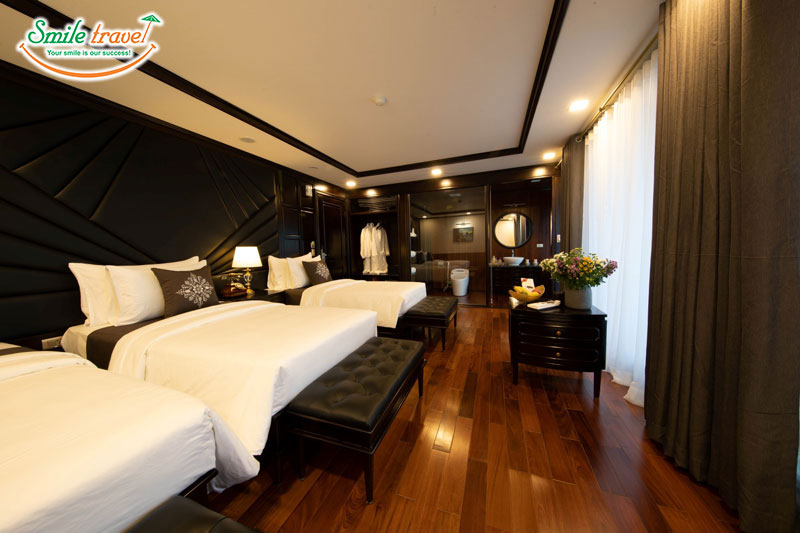 Princess Suite Triple La Regina Legend Cruise Smiletravel Halongbay