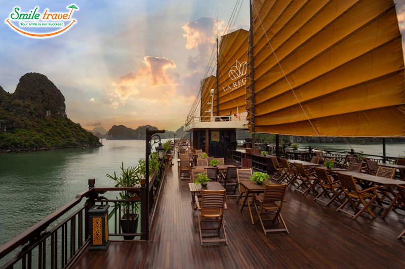 Sundeck La Regina Legend Cruise Smiletravel1 Halongbay