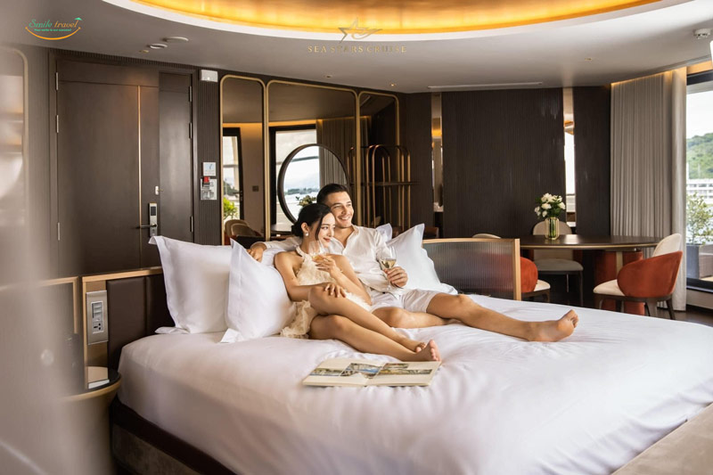 Double cabin-Sea stars cruise halong bay 6 star-Smile Travel