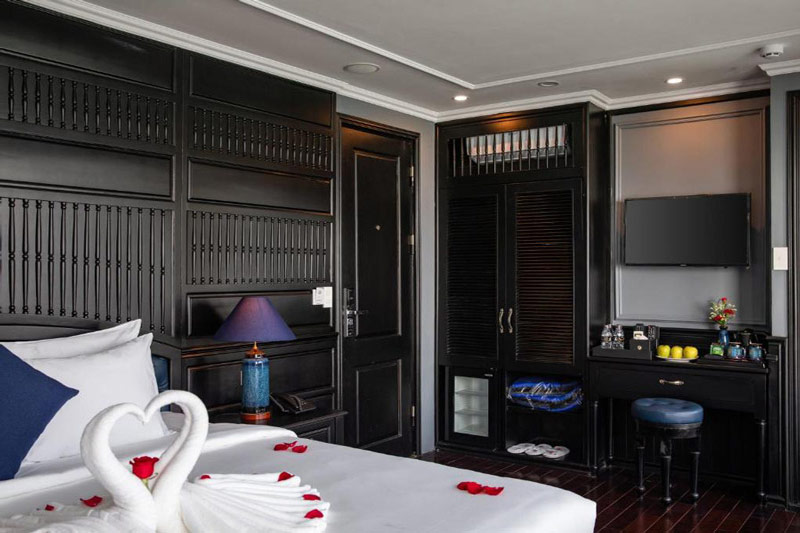 Luxury Suite, Rosy cruise Halong Bay