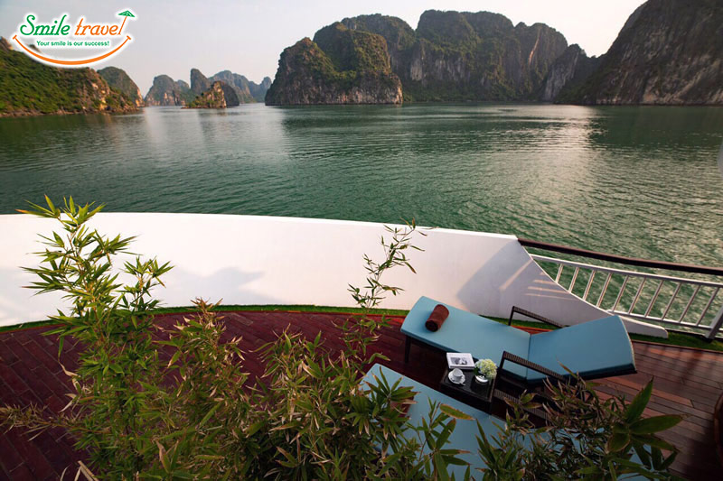 Honyemoon Suite With Terrace Dora Cruise Smiletravel Halong bay