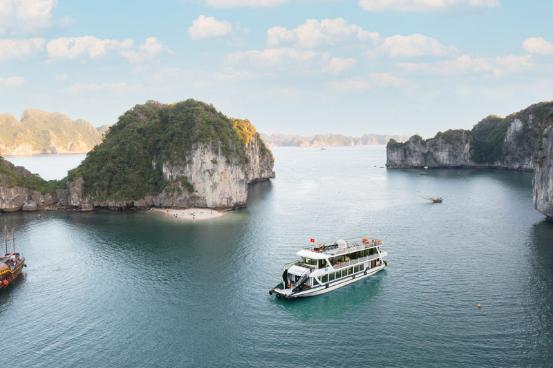 Laregina Daily Cruise Halong Bay