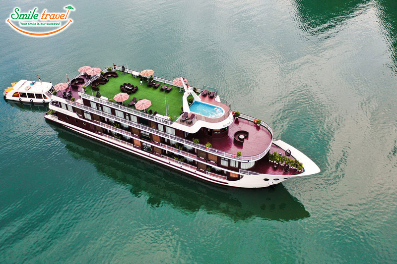 Overview Dora Cruise Smiletravel Halongbay