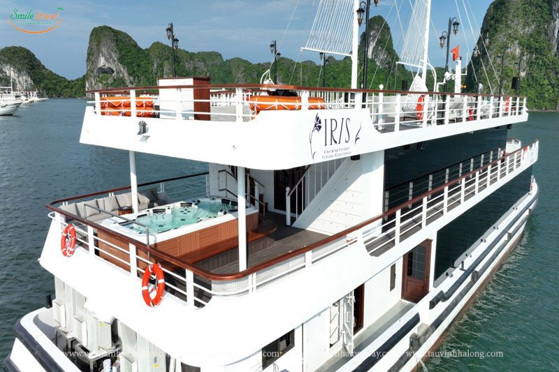 Iris Cruise Halong Day trip, Iris Halong Cruise 5 star daily