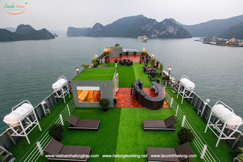 Era Cruise Halong Bay 5*-Smile Travel