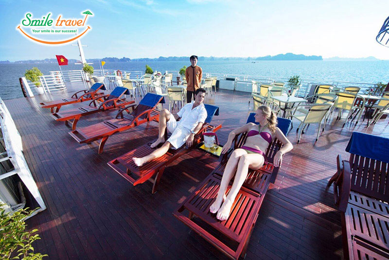 Sundeck Crown Legend Smiletravel