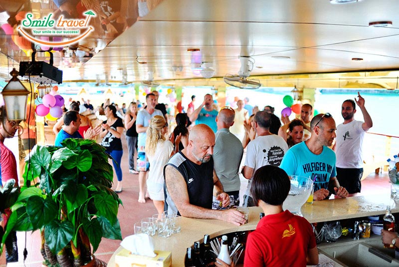 Bar Golden Cruise 9999 Smiletravel