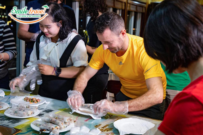 Cooking class Lavender Elegance Cruise Smiletravel