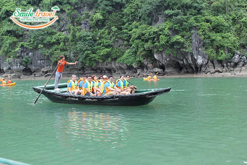 Bamboo Rowing Starlight Cruise Smiletravel