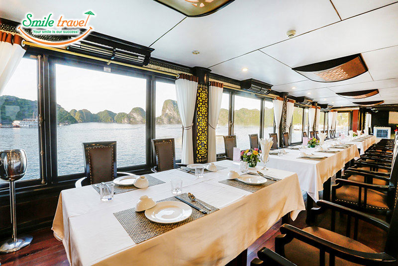 Restaurant Starlight Cruise Smiletravel